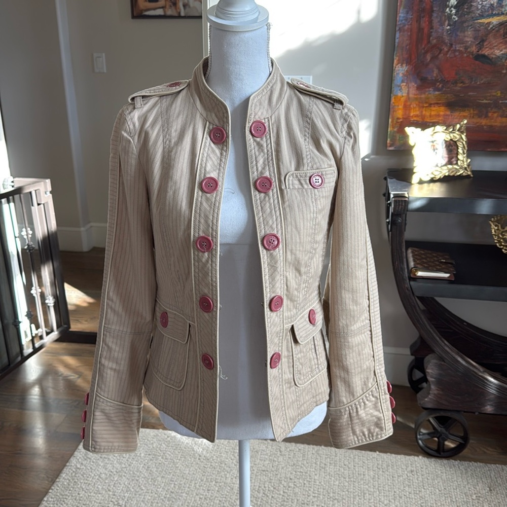 Marc Jacobs jacket. Size 8. Great condition!